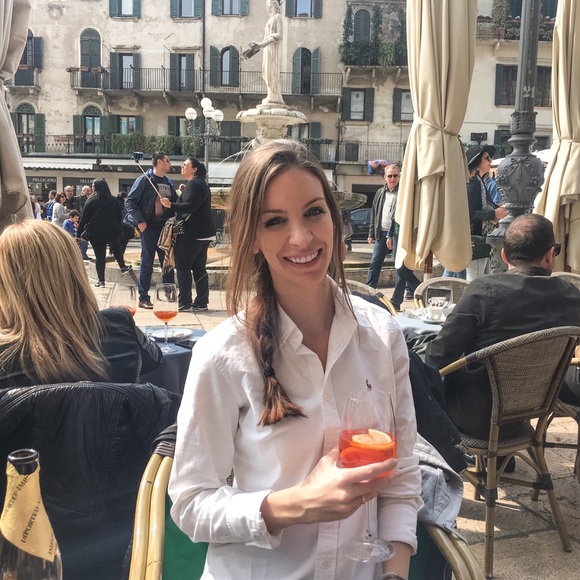 Meet your Posher, Tracy - Picture 2 of 2